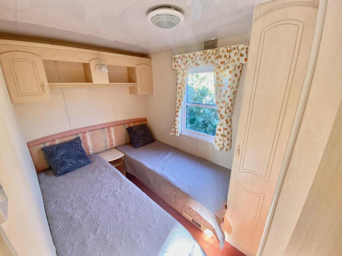 Kisvakond Vendégház Jeno Exterior foto